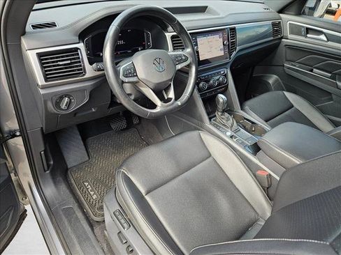 Used 2020 Volkswagen Atlas Cross Sport SEL FWD image 10