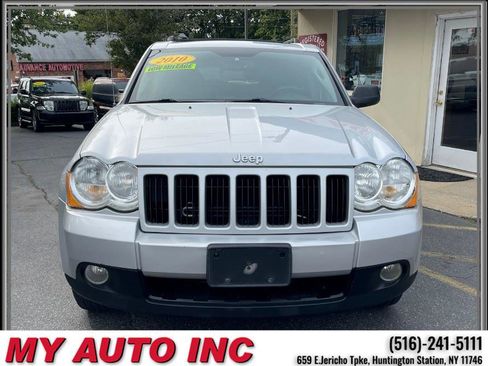Used 2010 Jeep Grand Cherokee Laredo image 2