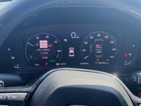 Used 2023 Honda Accord Touring image 11