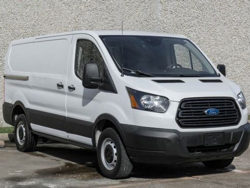 Used 2019 Ford Transit 250 130 Low Roof image 8