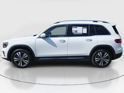 Certified 2025 Mercedes-Benz GLB 250 image 8