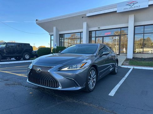 Used 2021 Lexus ES 350 ES 350 Sedan 4D image 3