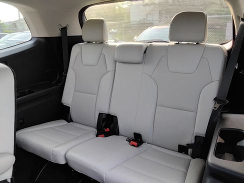 Used 2020 Kia Telluride S FWD image 11