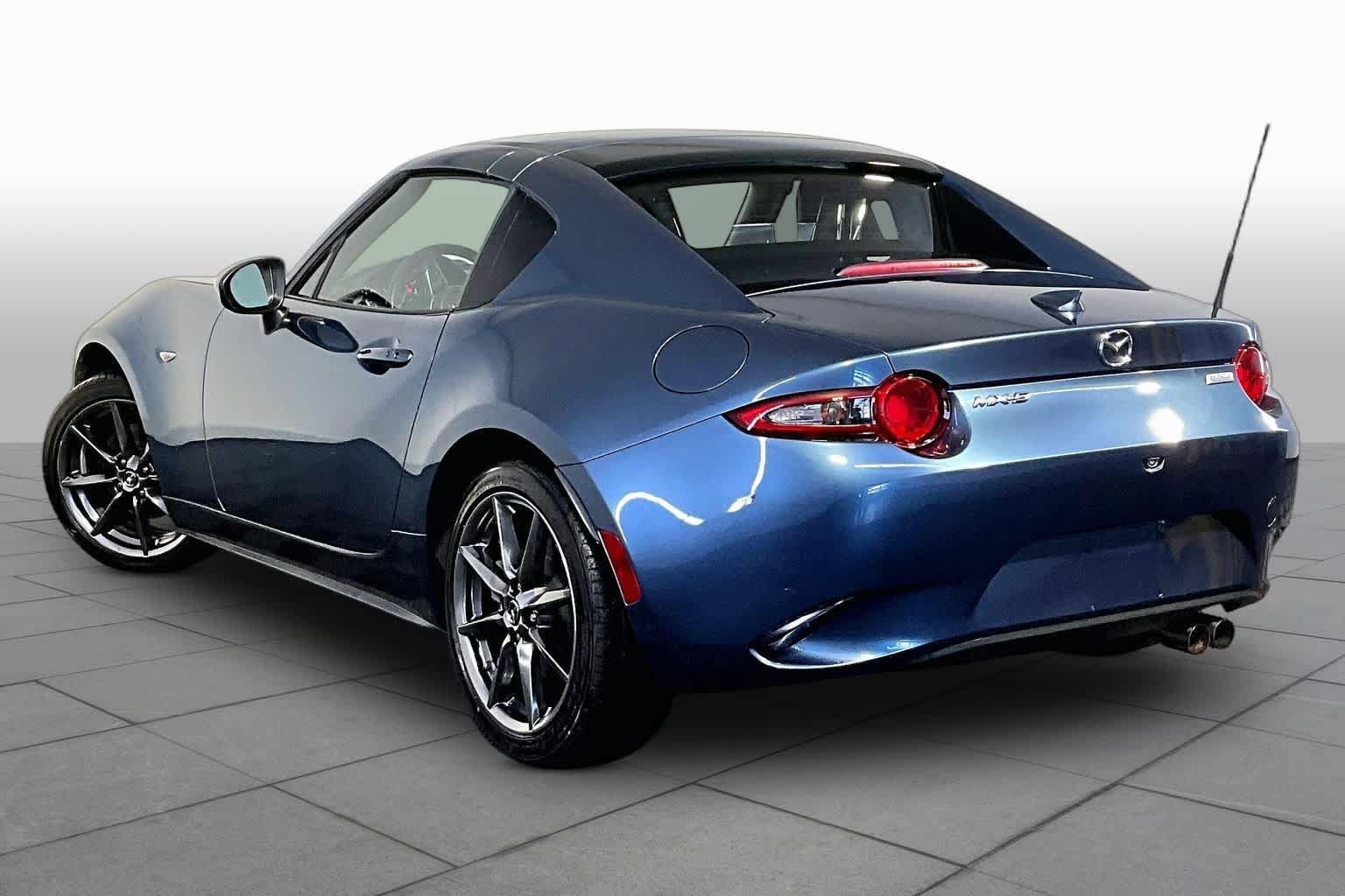 Used 2019 MAZDA MX-5 Miata RF Grand Touring RWD image 12