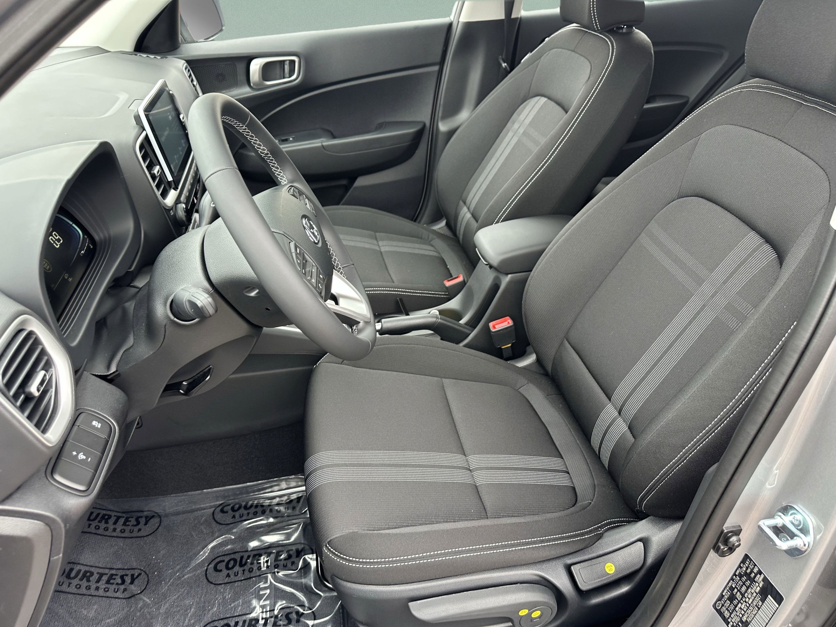New 2026 Hyundai Venue SEL FWD image 19