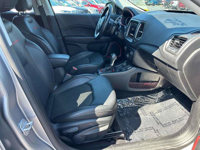 Certified 2019 Jeep Compass Trailhawk AWD/4WD image 13