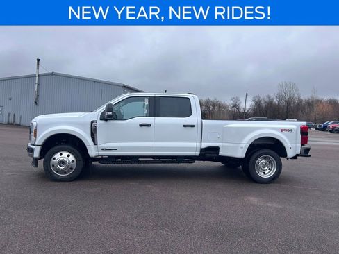 New 2026 Ford F450 XLT w/ 360-Degree Camera Package AWD/4WD image 3