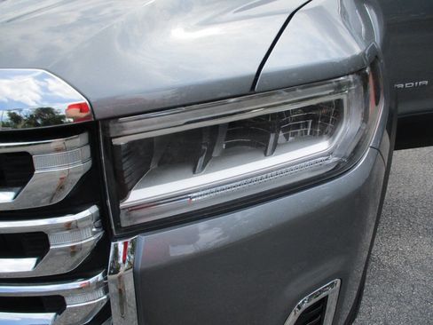 Used 2020 GMC Acadia SLE image 36