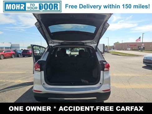 Used 2022 Chevrolet Equinox LT w/ Driver Convenience Package image 35