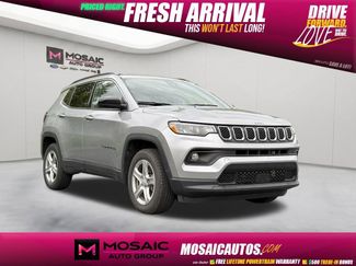 Used 2024 Jeep Compass Latitude AWD/4WD video 1