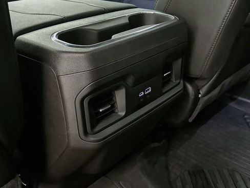 Used 2025 Chevrolet Silverado 1500 LT Trail Boss w/ Convenience Package II AWD/4WD image 27