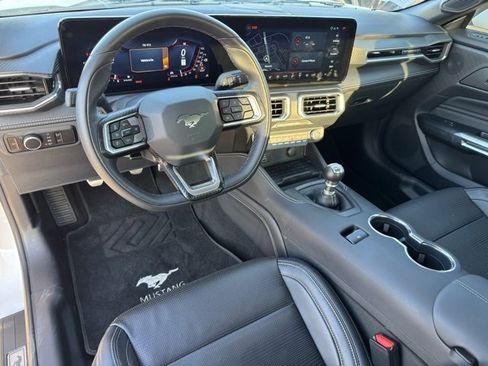 Used 2024 Ford Mustang GT Premium image 13