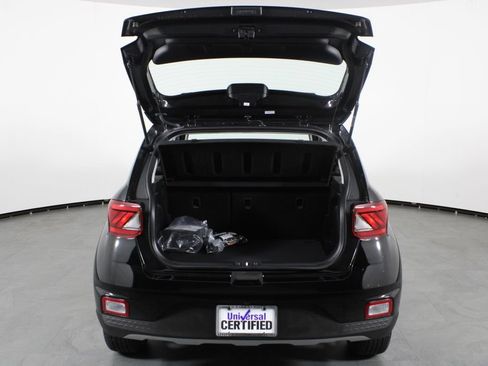 Certified 2026 Hyundai Venue SEL FWD image 16