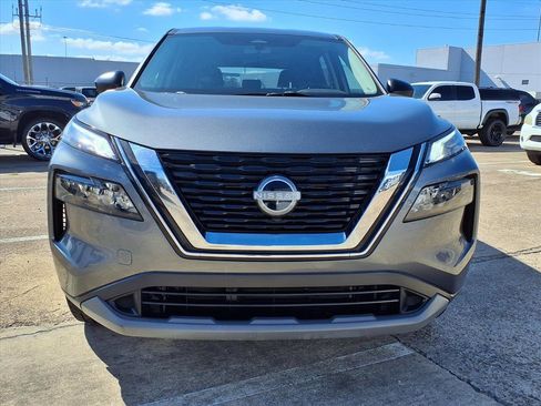 Used 2023 Nissan Rogue S image 19