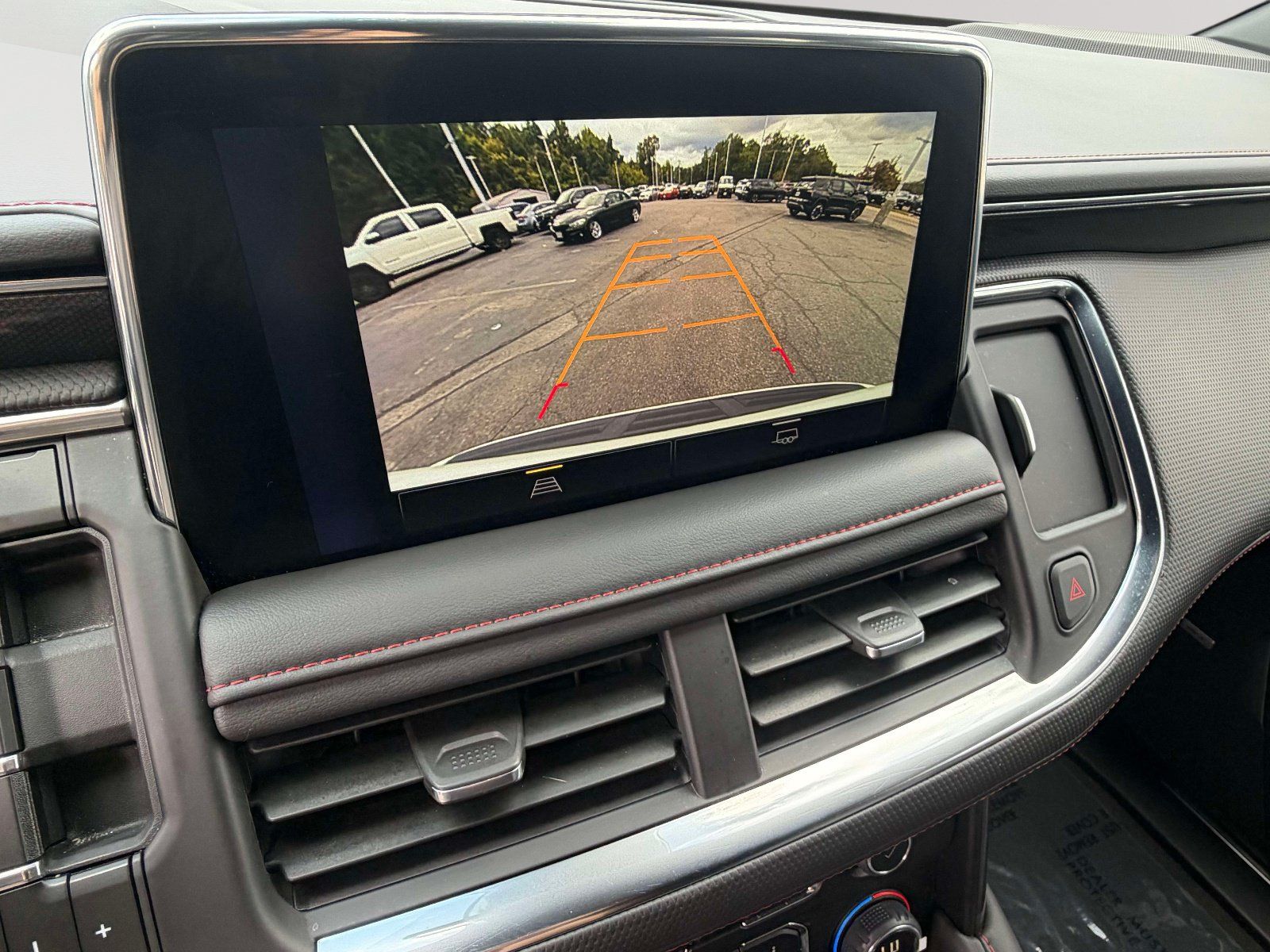 Used 2023 Chevrolet Tahoe RST AWD/4WD image 9