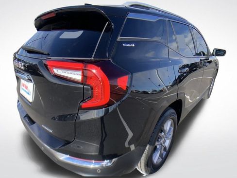Used 2022 GMC Terrain SLT w/ Infotainment Package II AWD/4WD image 6