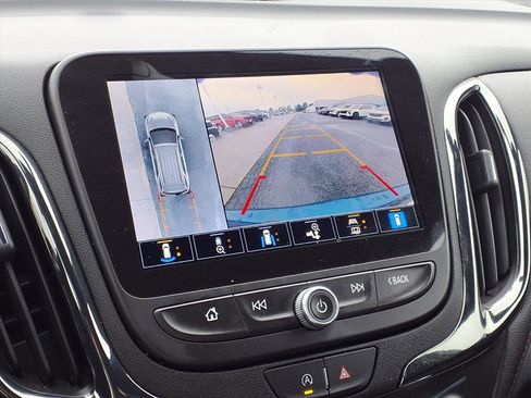 Used 2024 Chevrolet Equinox RS image 5