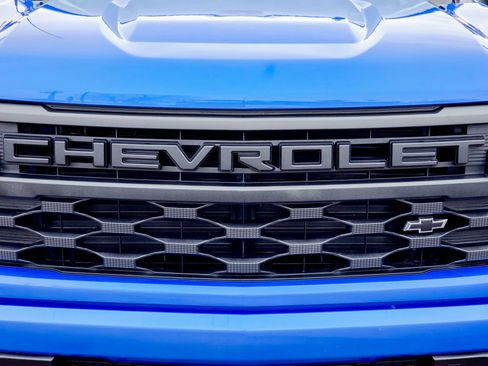 Used 2025 Chevrolet Silverado 1500 Custom w/ Turbomax Blackout Package image 3