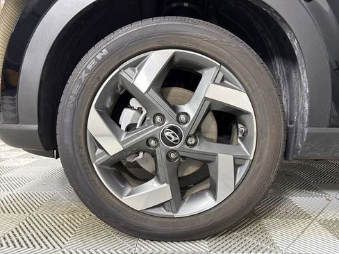 Certified 2024 Hyundai Venue SEL FWD image 23