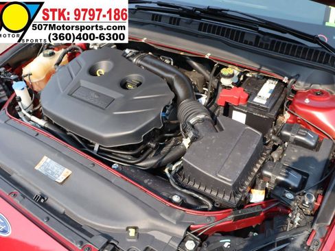 Used 2013 Ford Fusion SE FWD image 21