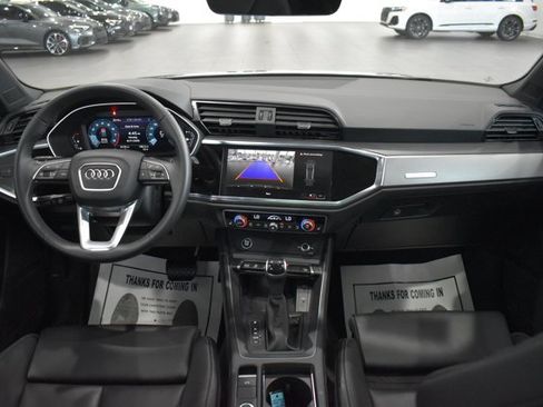 Used 2025 Audi Q3 2.0T Premium w/ Convenience Package AWD/4WD image 36