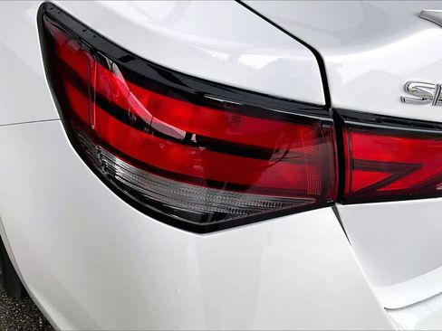 Certified 2025 Nissan Sentra SR image 27