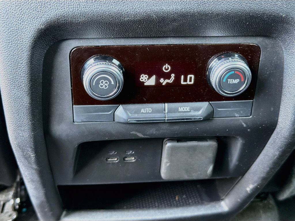 Used 2025 GMC Acadia Elevation FWD image 24
