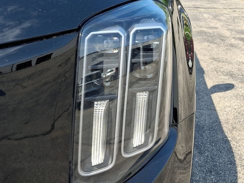 Used 2025 Kia Telluride S AWD/4WD image 9