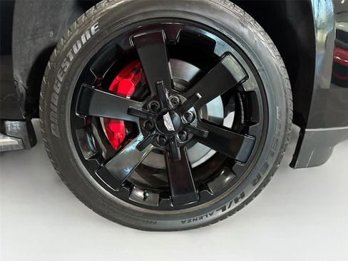 Used 2018 Cadillac Escalade Luxury image 37