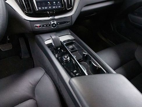 Certified 2025 Volvo XC60 B5 Plus AWD/4WD image 10