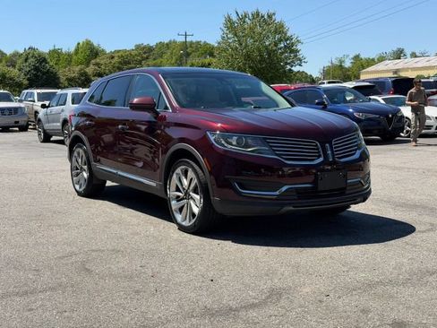 Used 2018 Lincoln MKX Reserve w/ Driver Assistance Package AWD/4WD image 7