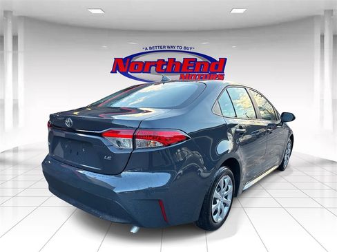 Used 2025 Toyota Corolla LE image 7