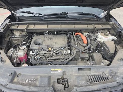 Used 2023 Toyota Highlander XLE AWD/4WD image 23