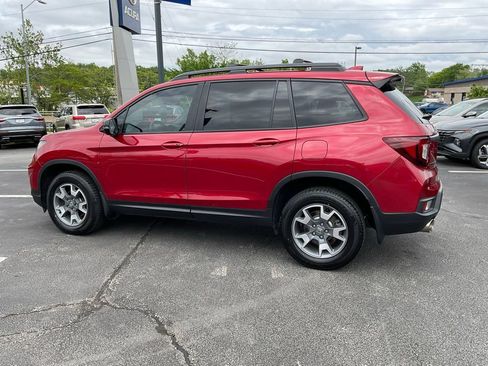 Used 2023 Honda Passport TrailSport image 5