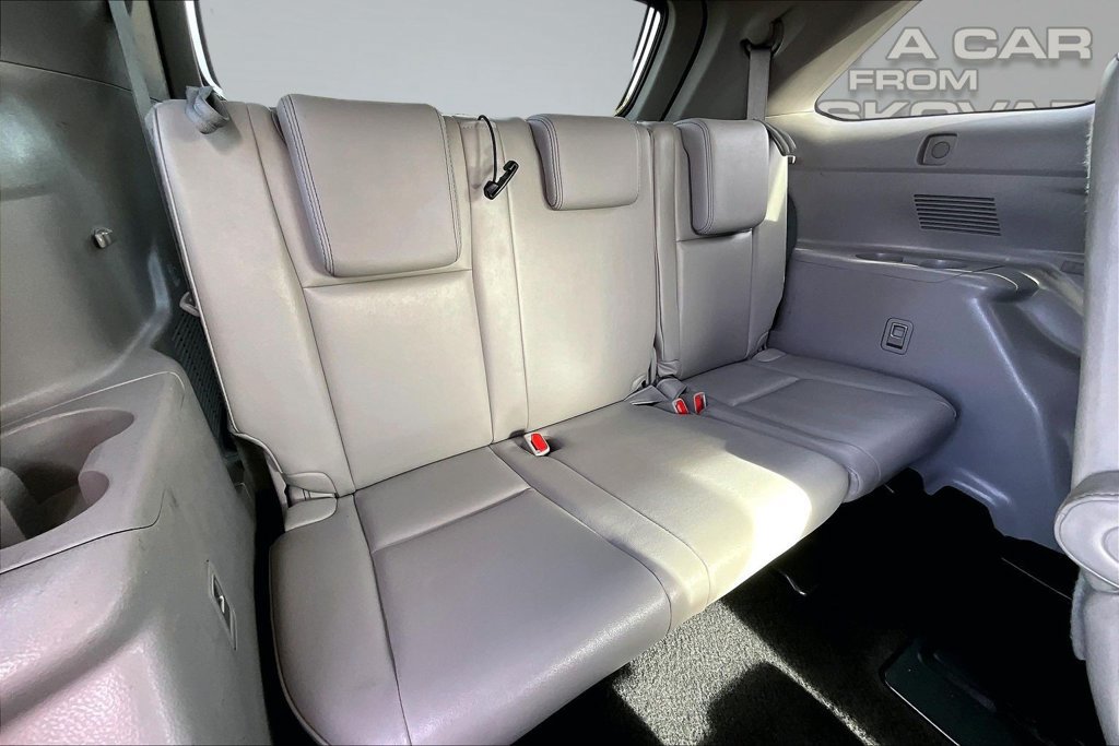 Used 2016 Toyota Highlander Limited w/ Driver Technology Package AWD/4WD image 28