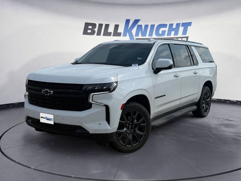 Used 2023 Chevrolet Suburban RST w/ Sport Performance Package AWD/4WD image 1