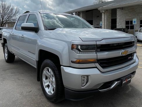 Used 2017 Chevrolet Silverado 1500 LT w/ All Star Edition AWD/4WD image 3