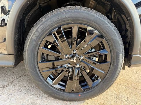 New 2026 Mitsubishi Outlander Sport LE image 13