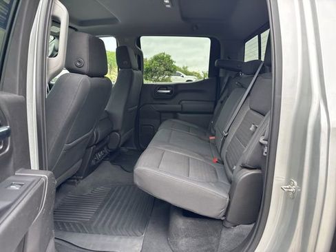 Used 2019 Chevrolet Silverado 1500 LT w/ Texas Edition image 13