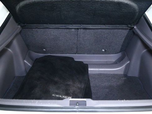 Used 2001 Toyota Celica GT image 28