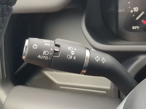 New 2026 Land Rover Defender 110 X-Dynamic SE AWD/4WD image 29