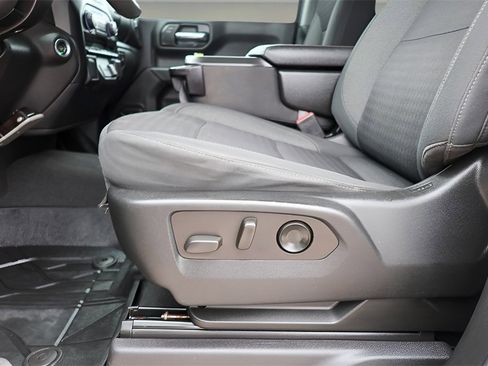 Used 2022 Chevrolet Silverado 1500 Custom Trail Boss image 17