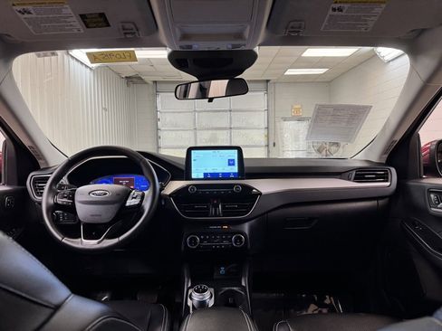 Used 2022 Ford Escape SEL w/ Technology Package image 20