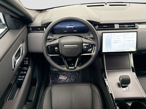 New 2026 Land Rover Range Rover Velar Dynamic SE AWD/4WD image 10