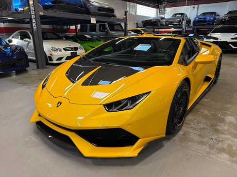 Used 2016 Lamborghini Huracan LP 610-4 AWD/4WD image 11