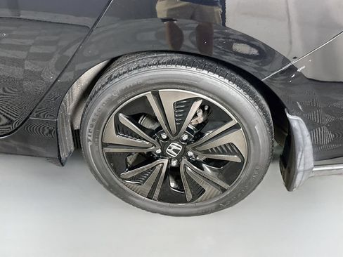 Used 2019 Honda Civic EX image 34