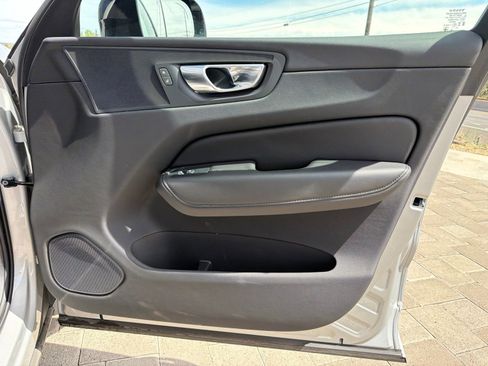 Used 2025 Volvo XC60 B5 Plus AWD/4WD image 25