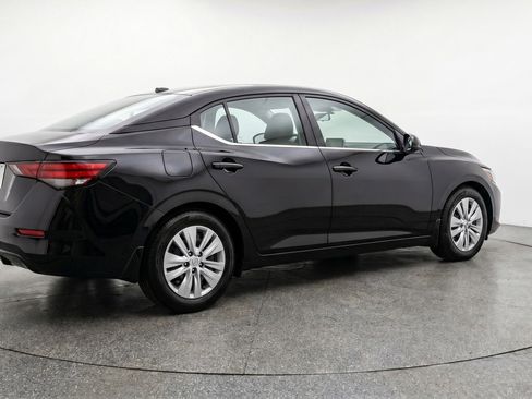Used 2024 Nissan Sentra S FWD image 9