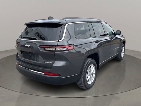 Used 2025 Jeep Grand Cherokee L Laredo w/ Luxury Tech Group I AWD/4WD image 3