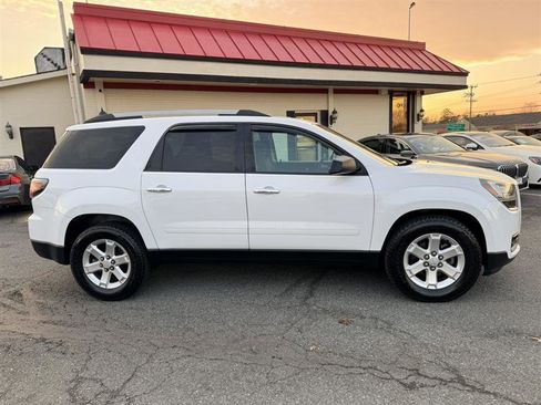 Used 2016 GMC Acadia SLE image 4
